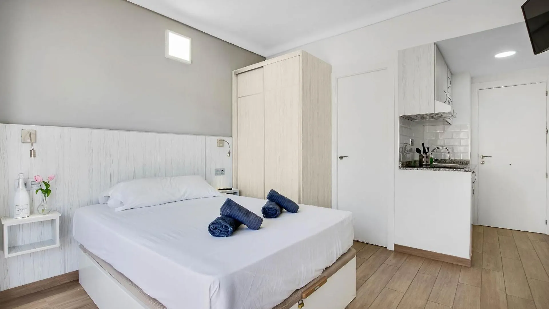 Carihuela Palace 417 By Ivi Real Estate Τορρεμολίνος Διαμέρισμα