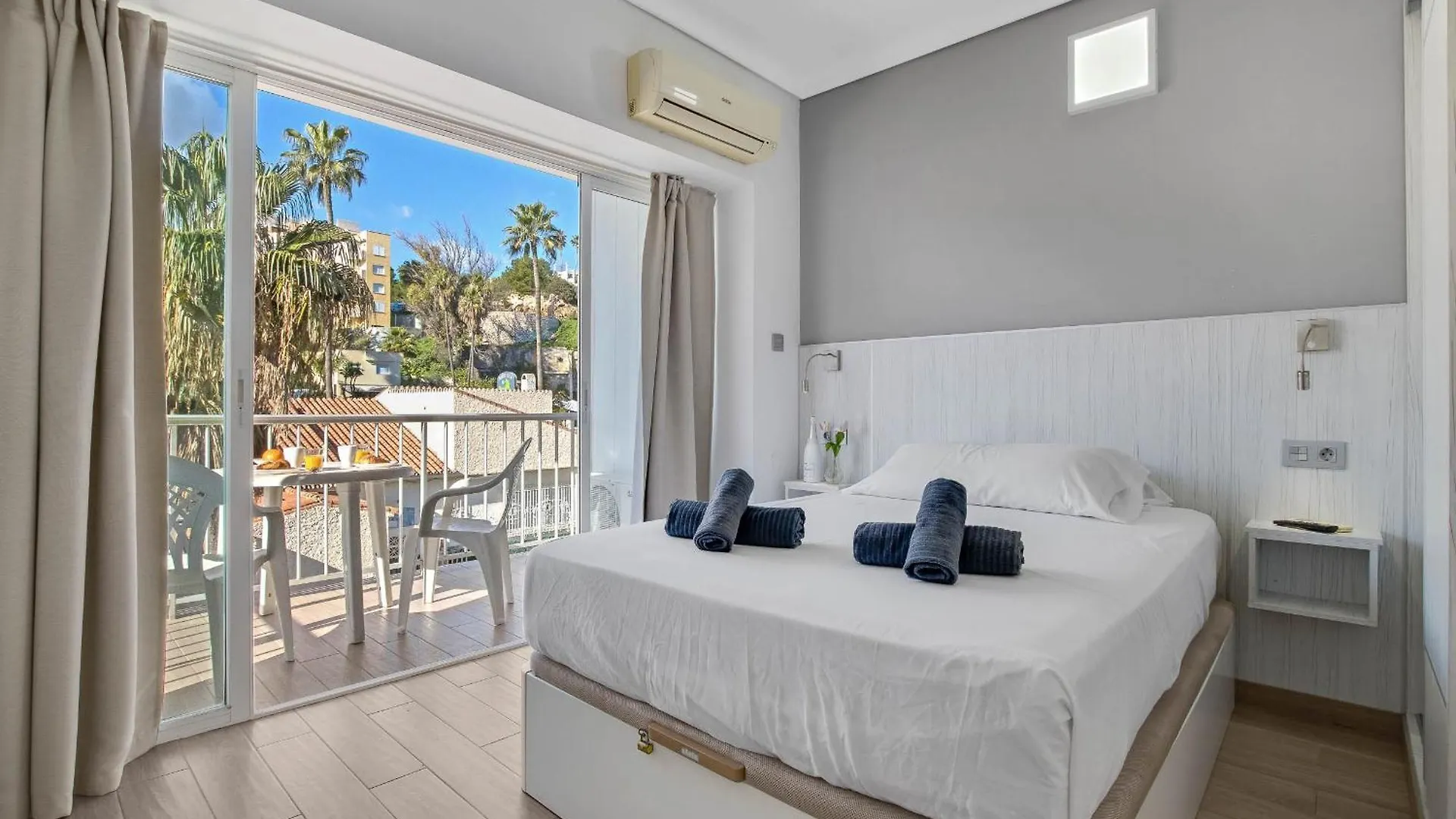 Carihuela Palace 417 By Ivi Real Estate Τορρεμολίνος 0*,  Ισπανία