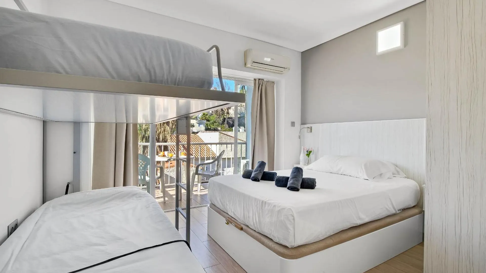 Apartment Carihuela Palace 417 By Ivi Real Estate Torremolinos Spain